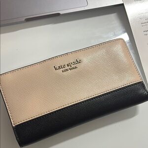 Kate Spade Black and Cream Wallet